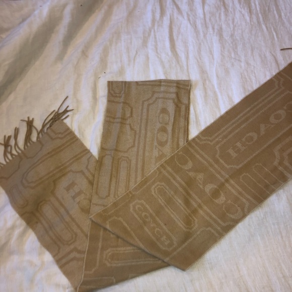Coach Wool scarf - Picture 1 of 5